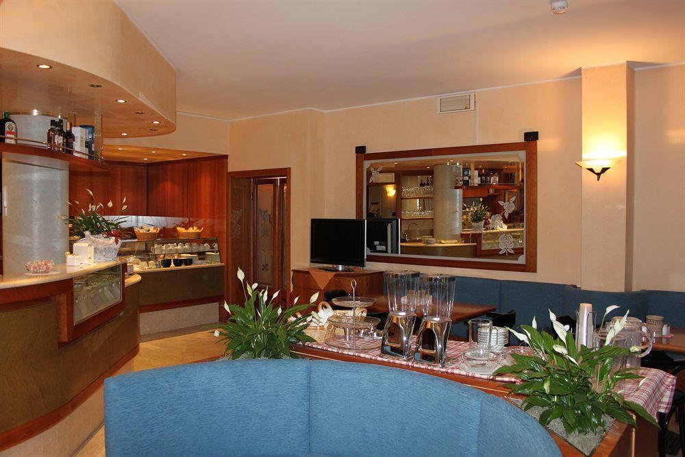 אבנו טרמה Hotel Rosa מראה חיצוני תמונה