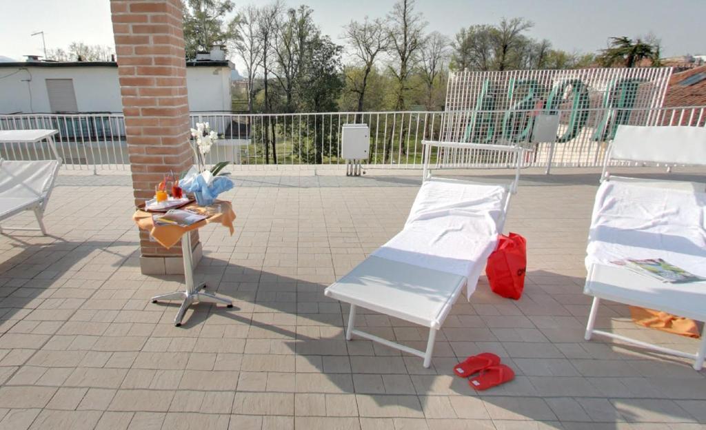 אבנו טרמה Hotel Rosa מראה חיצוני תמונה