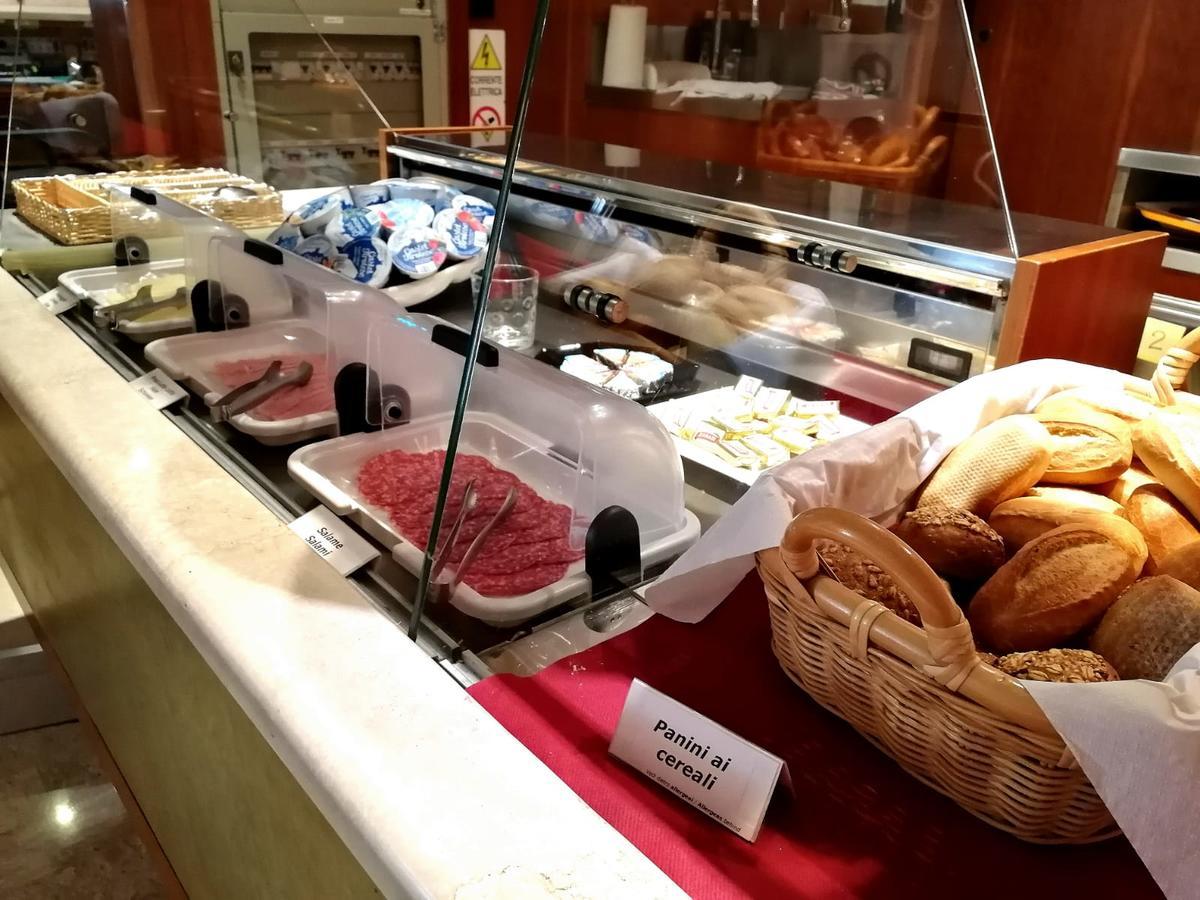 אבנו טרמה Hotel Rosa מראה חיצוני תמונה